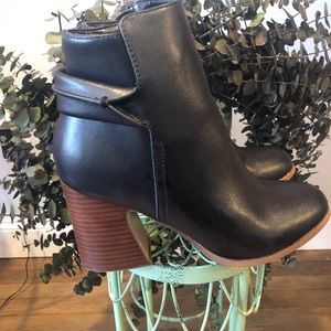 Kensie Surrey Bootie black size 8.5